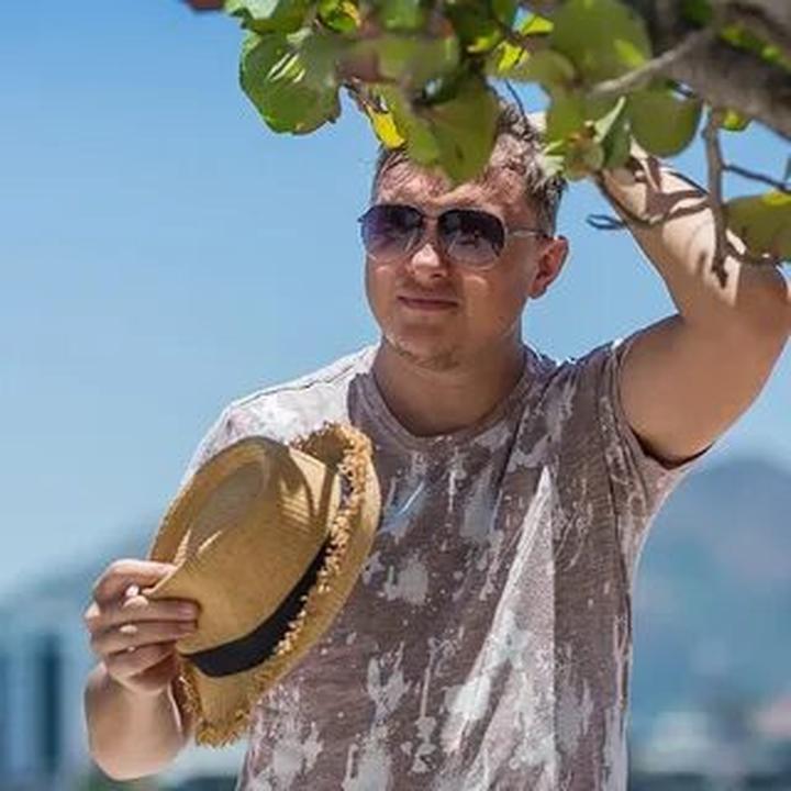 Sự Bùng Nổ Của Video Ngắn và Trí Tuệ Nhân Tạo: Vai Trò Thiết Yếu Của Đào Tạo Kỹ Năng Sáng Tạo Nội Dung